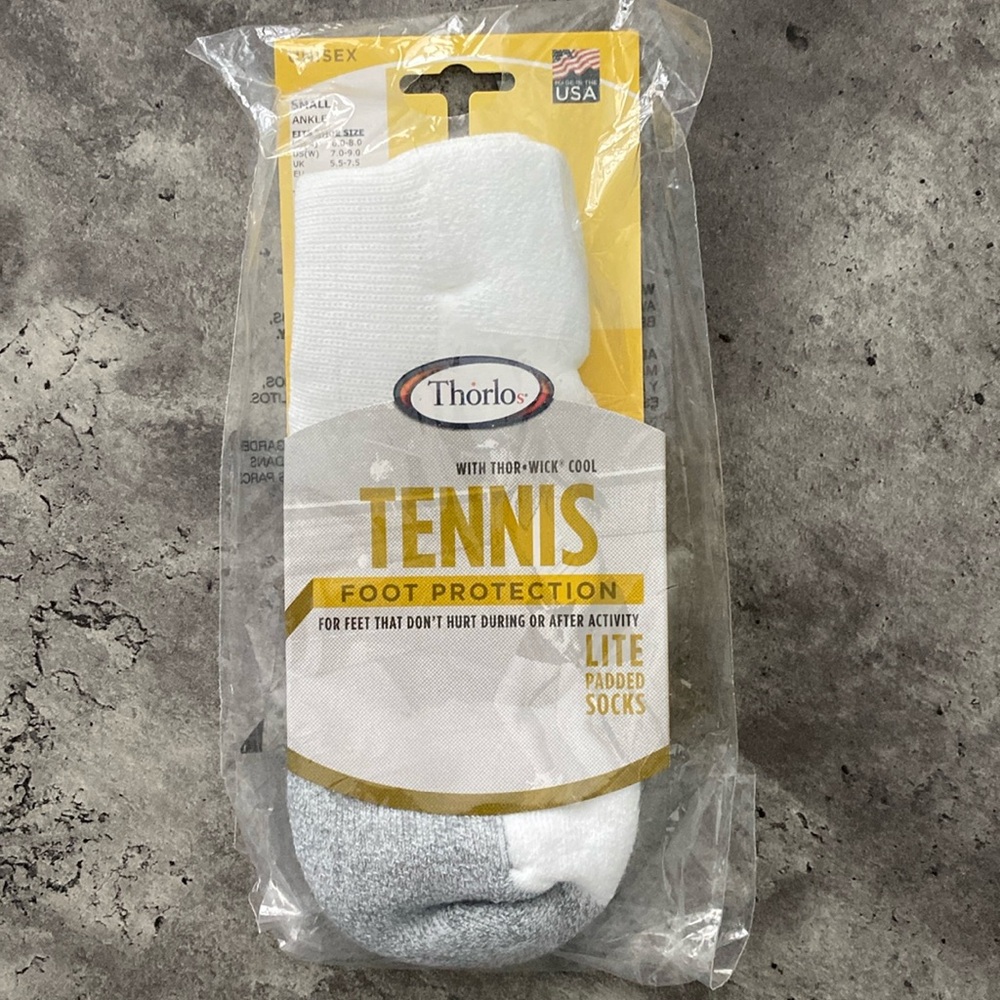 Thorlo Tennis Light Cushion Ankle Socks
